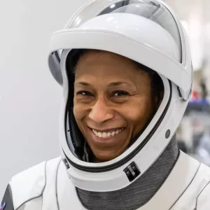 Jeanette Epps NASA Astronaut Photo Credit : SpaceX / NASA